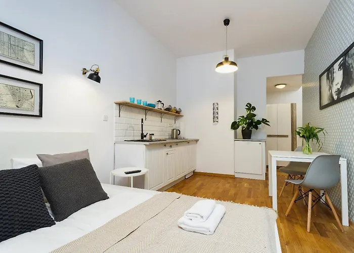 Apartment With Balcony - Rzeszowska 4 Street